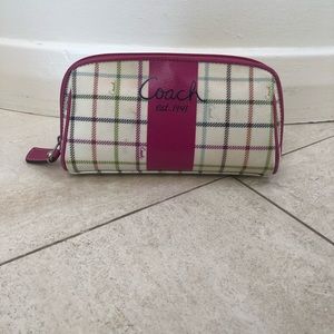Coach pouch